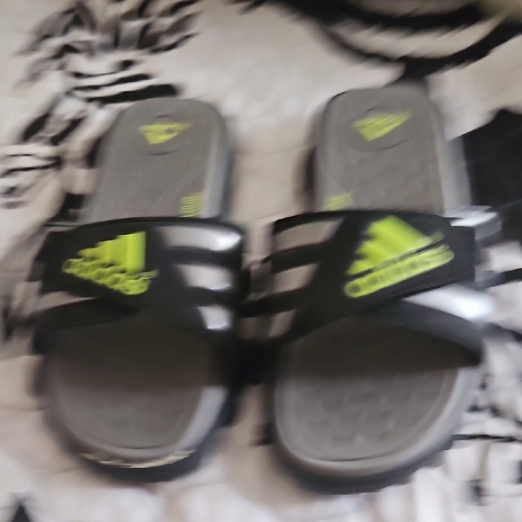 Adidas Adult Men's Slide Sandals - Black and Neon Yellow - Picture 4 of 8